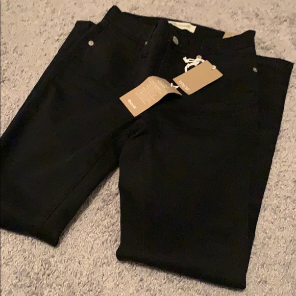 Madewell skinny jeans in lunar: tencil denim - Picture 5 of 8